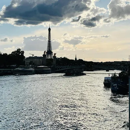 Homestay Place Economique 3 Min Arc De Triomphe